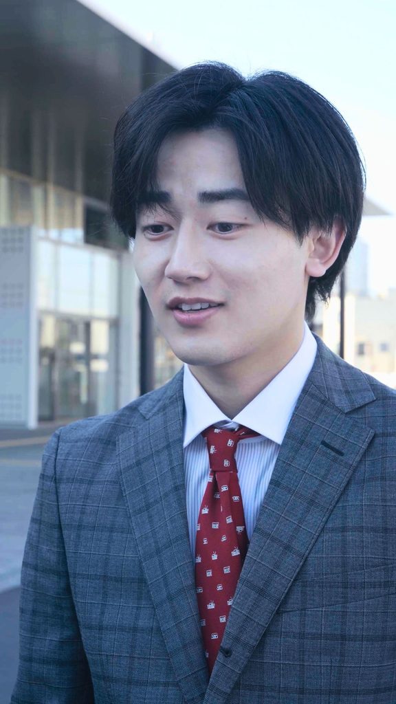 縦型ショートドラマ『インターン生はご令嬢』の作品画像